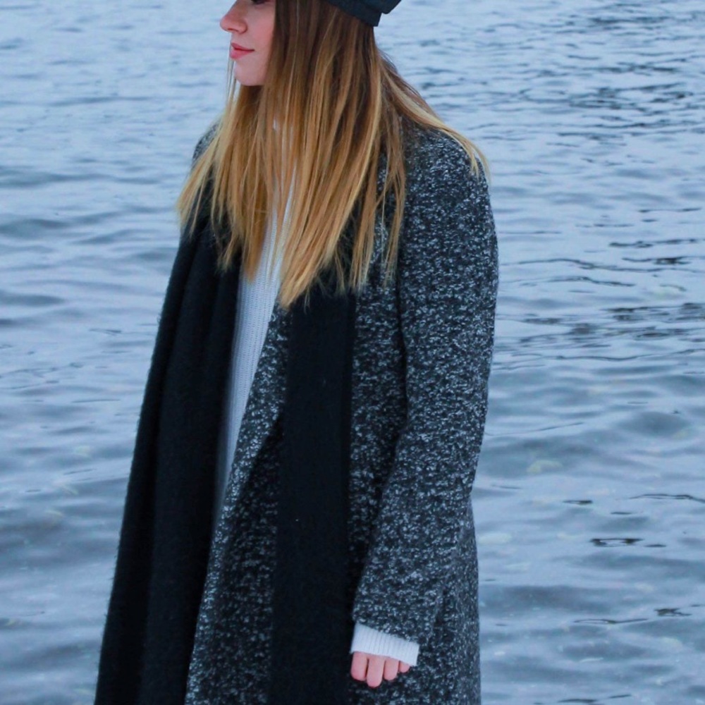 Black and White Coat - Picture 2 of 4